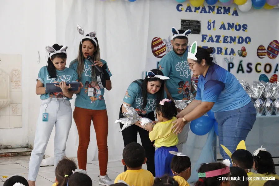 Crianças do Educandário Gustavo Capanema recebem ovos de Páscoa nesta quinta (6)