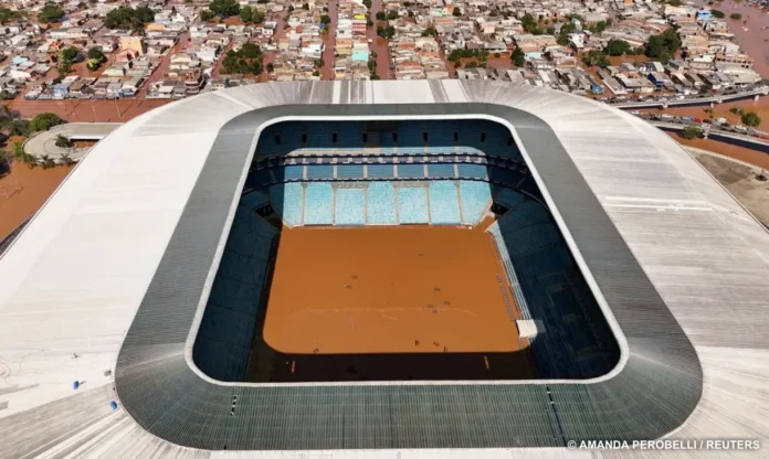 arena_gremio_alagada_porto_alegre_reuters