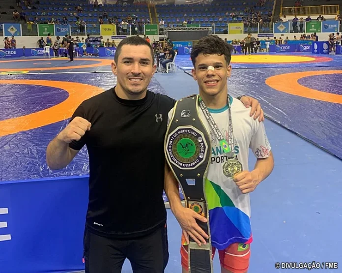 matheus-henrique-sub-17-wrestling-aracaju