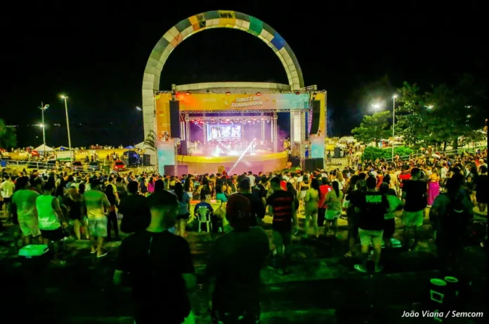 festa-do-trabalhador-ponta-negra-by-joao-viana