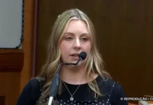 Professora baleada por aluno de 6 anos processa escola nos EUA e pede US$ 40 mi