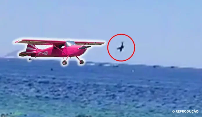 queda-aviao-copacabana-reproducao