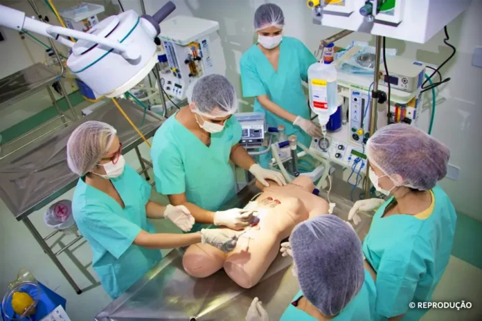 alunos-de-medicina-reproducao