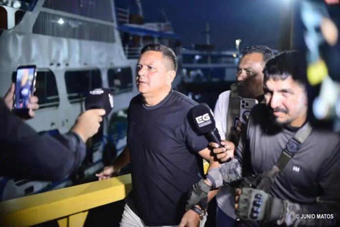 comandante-foragido-se-apresenta-a-policia